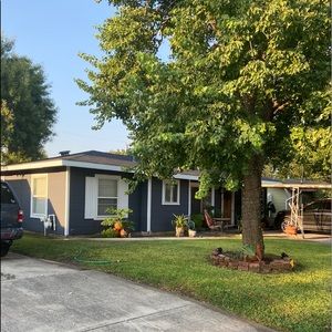 Meet your Posher, Jaime